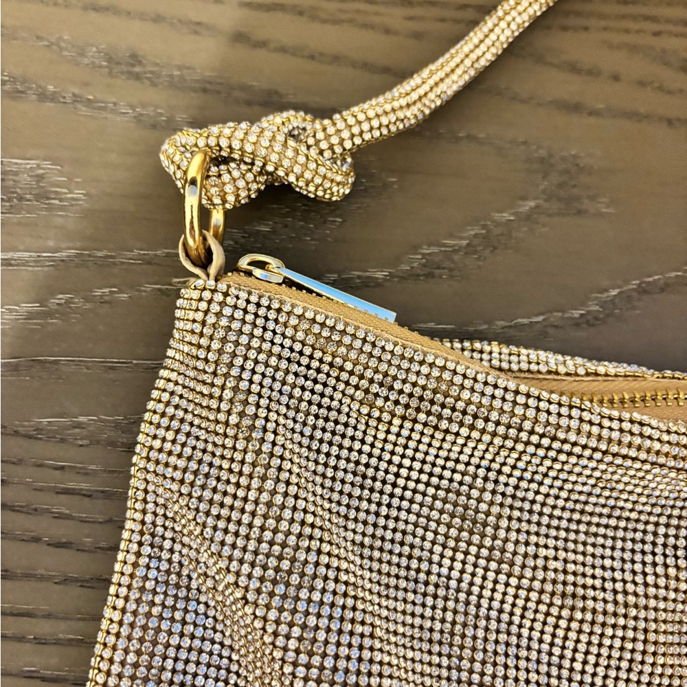 Express Metallic gold knot slouchy Shoulder Bag - Picture 5 of 9